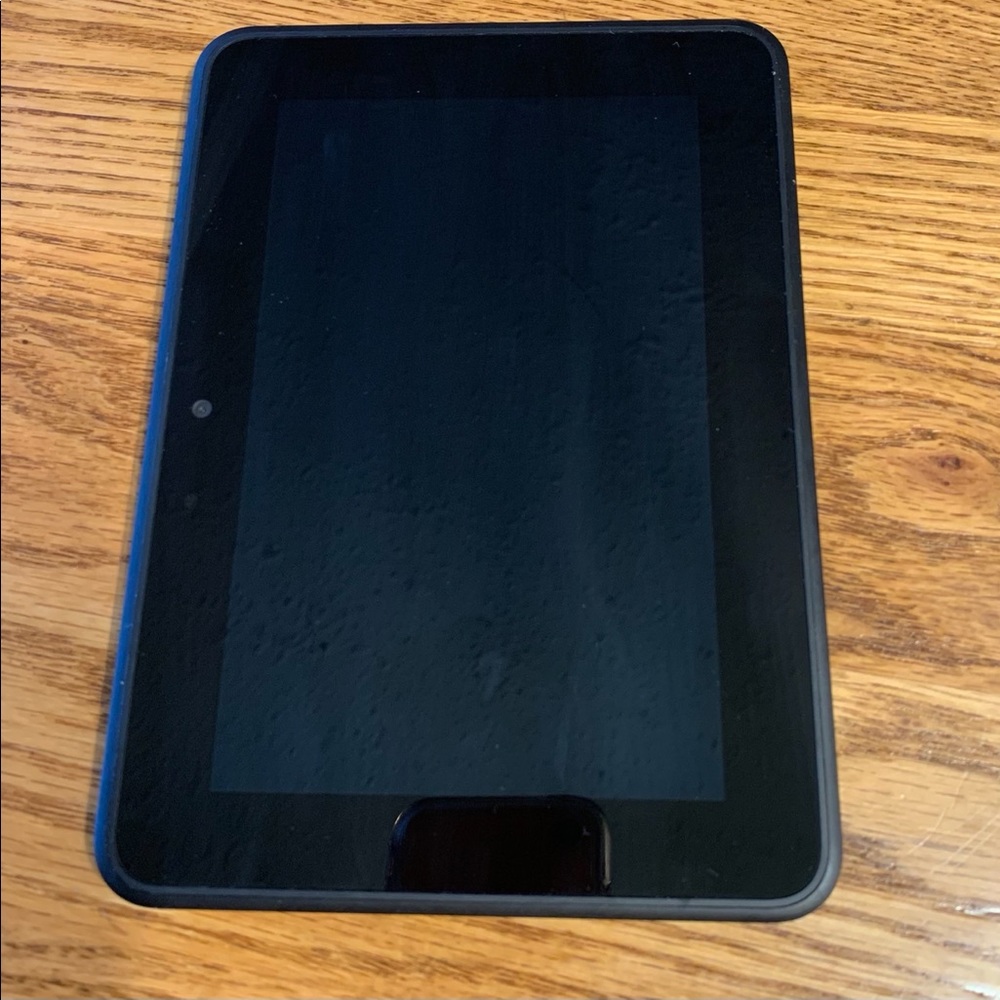Kindle Fire HD (and charger)